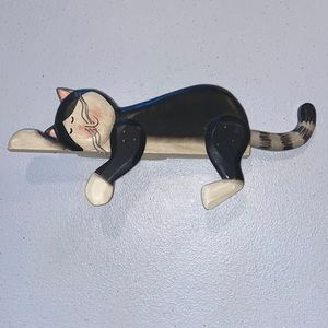 Wooden cat decoration